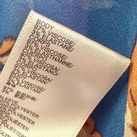 NWT Urban Outfitters Topanga Button Front Cropped Blue Floral Ruffle Blouse Top - Picture 10 of 12